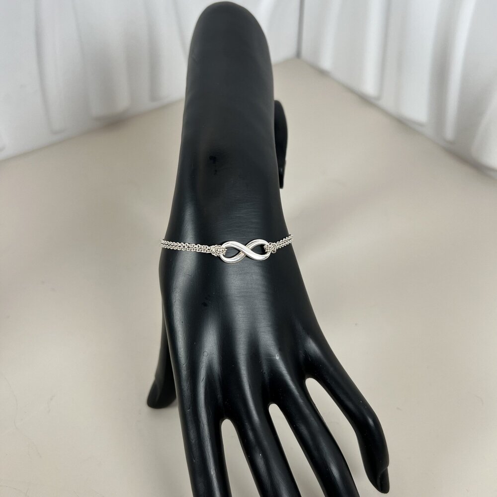 Tiffany & Co. Sterling Silver Infinity Double Chain Bracelet Size 6